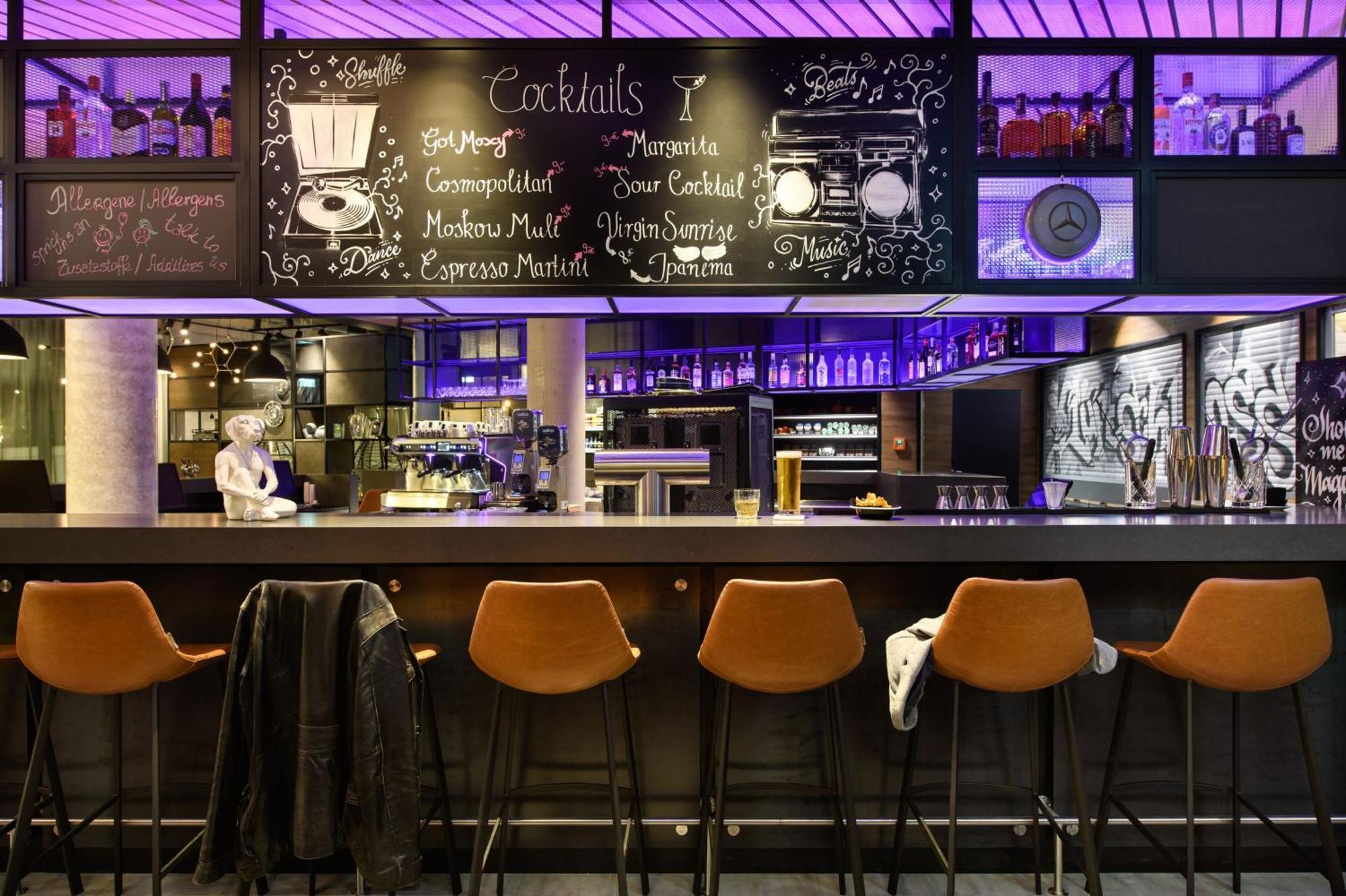 Moxy Stuttgart Feuerbach Estugarda Exterior foto